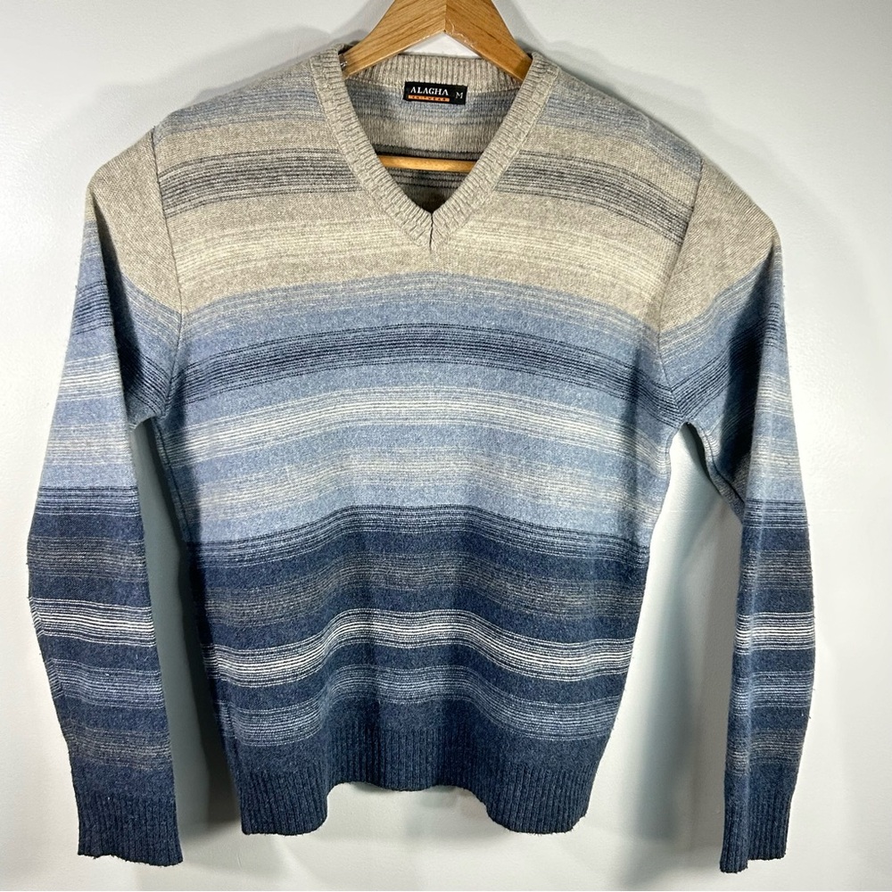 Alagha Knitwear 80% Lambs Wool Pullover V-Neck Knit Sweater; Men’s Size Medium